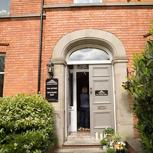 4* Bed & Breakfast Maryville House